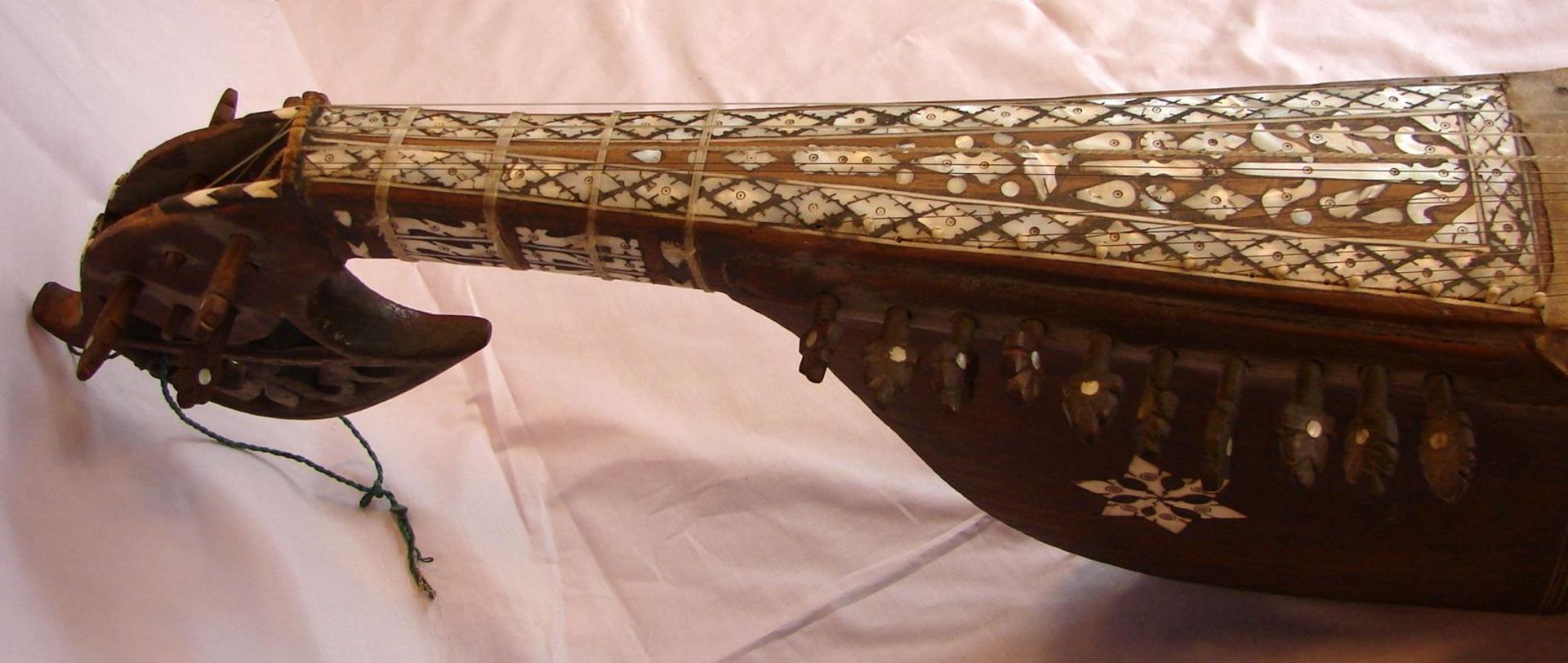 Seiteninstrument, Einlegearbeiten, L. ca. 87 cm - Image 3 of 3