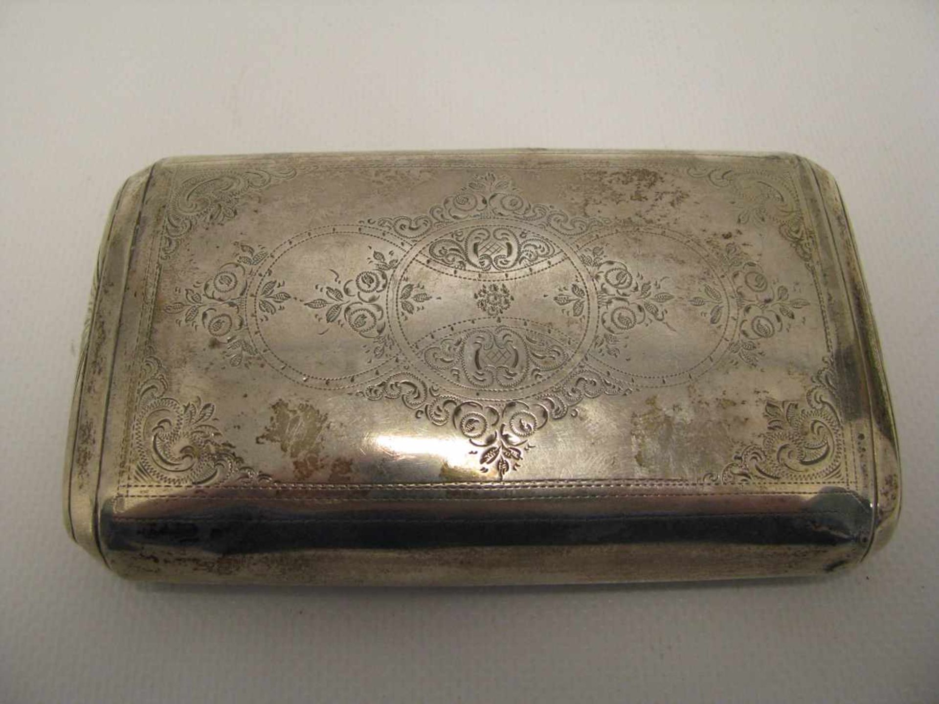 Tabakdose, um 1800, 835er Silber, gepunzt, 144 g, 2,2 x 13,5 x 8 cm. - Bild 2 aus 2