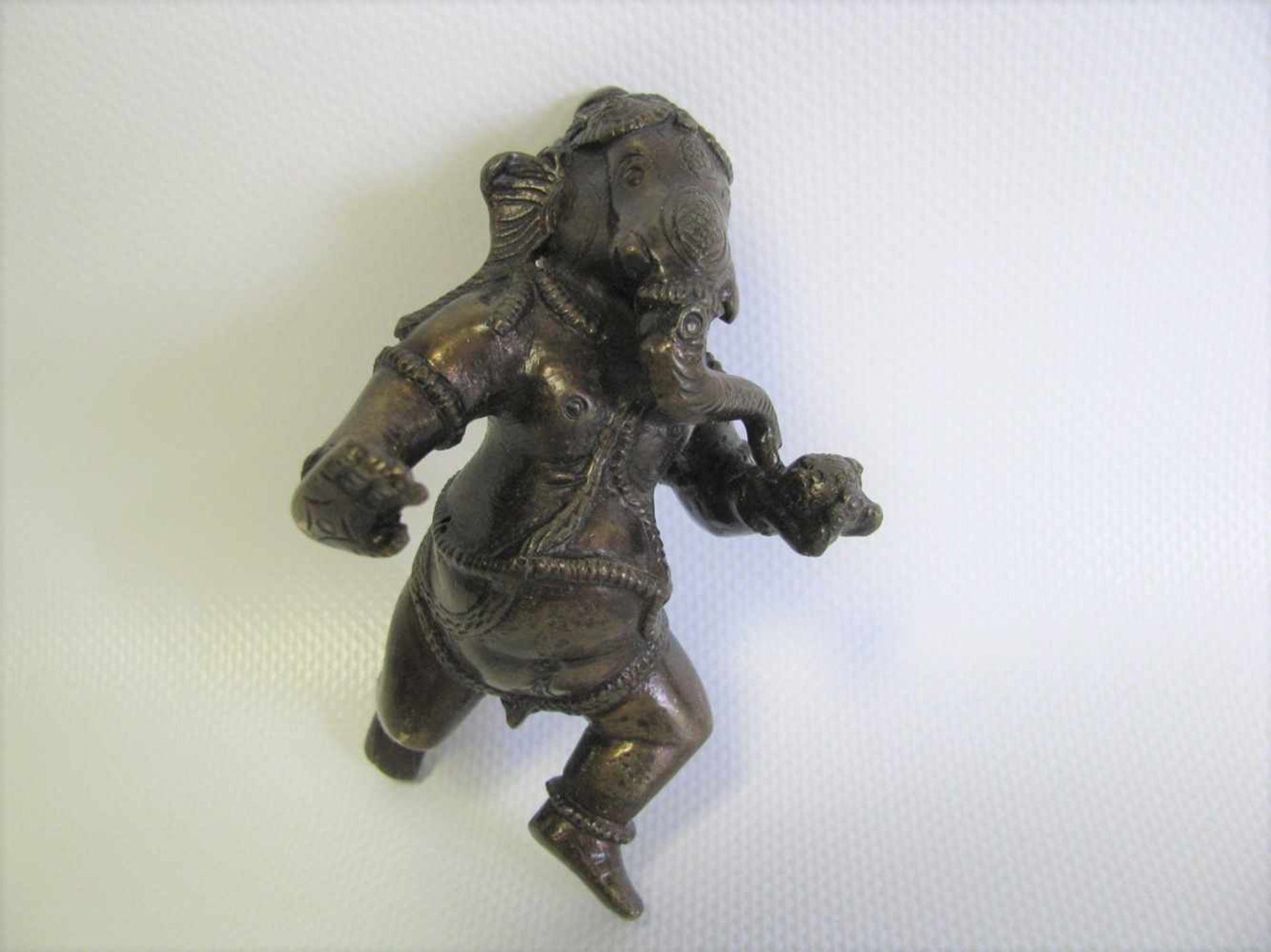 Ganesha, Indien, Bronze, 10,5 x 6,3 x 6 cm.