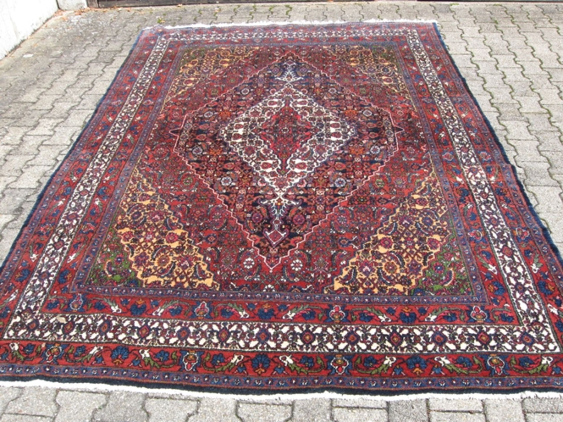 Hamadan, Persien, ca. 313 x 211 cm.