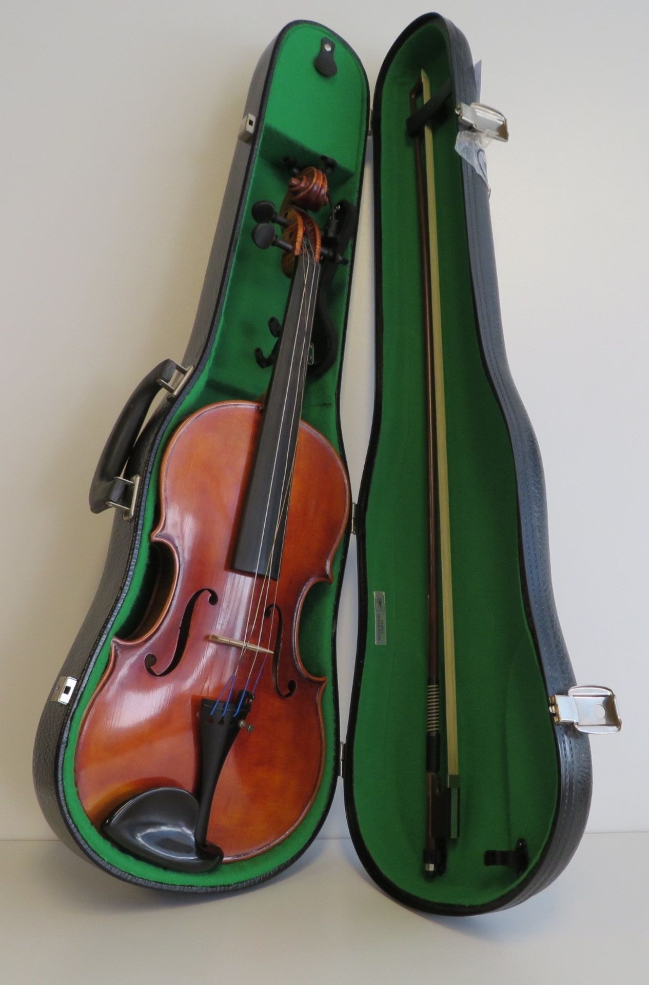 Geige, nach Antonius Stradivarius, Geigenbogen sign. "Dood", Geigenkasten, 1. Hälfte 20. - Bild 2 aus 3
