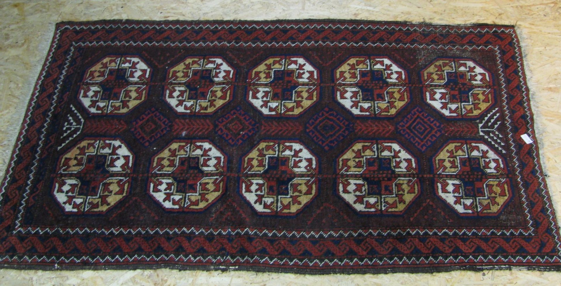 Turkmene, alt, Laufstellen, ca. 177 x 98 cm.