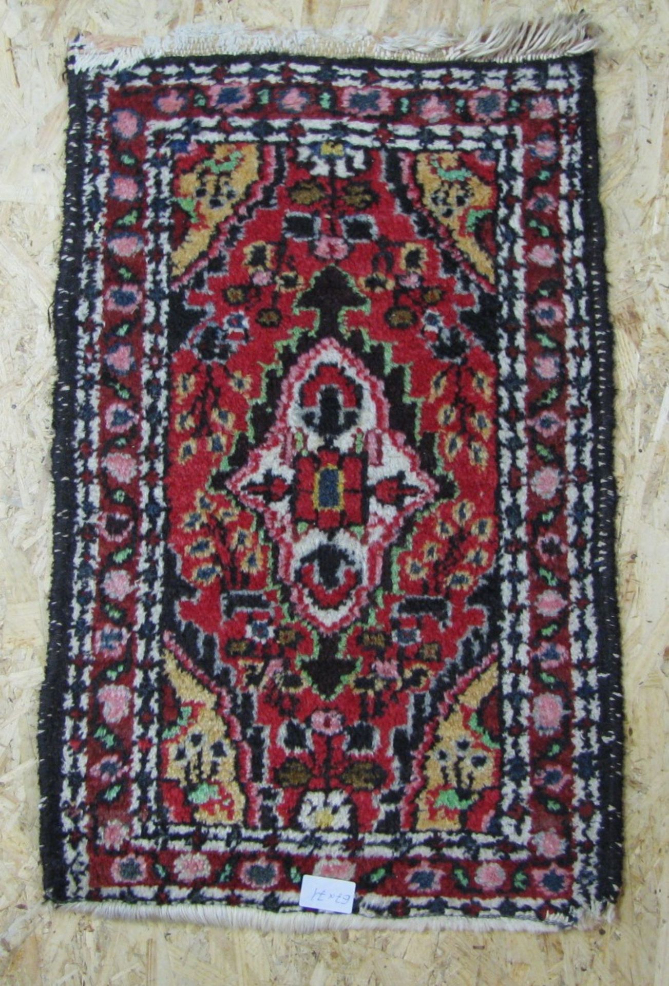 Hamadan, Persien, ca. 67 x 71 cm.