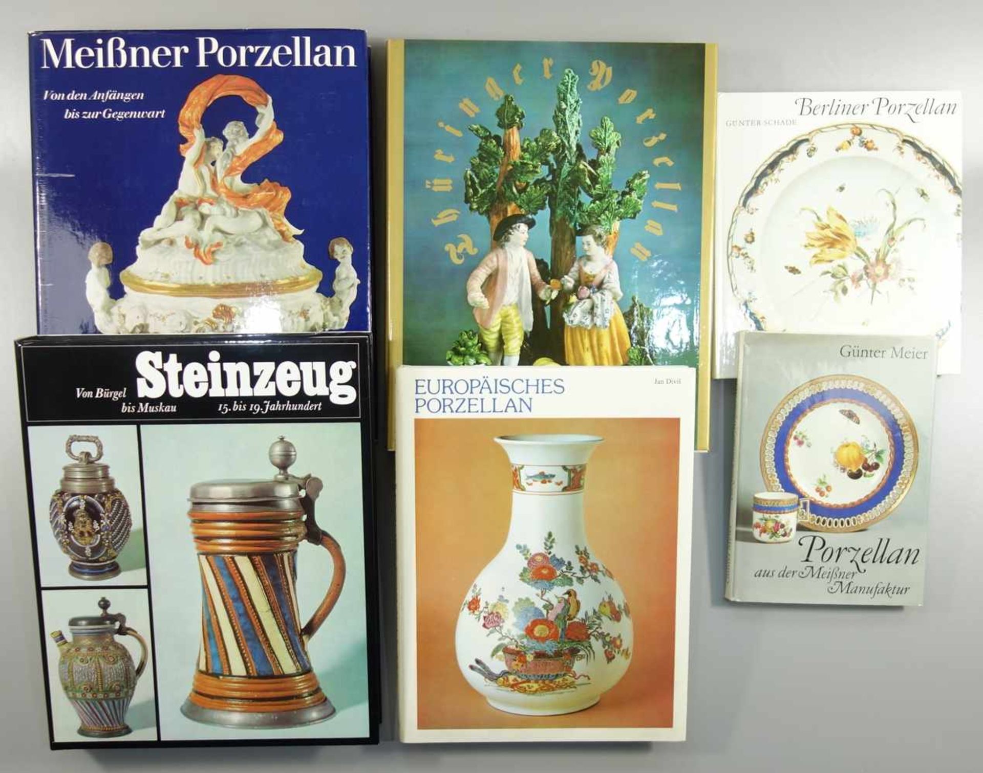 6 Bildbände / Bücher über Porzellan und Steinzeug; Verlag der Kunst Dresden: Meißner Porzellan, O.