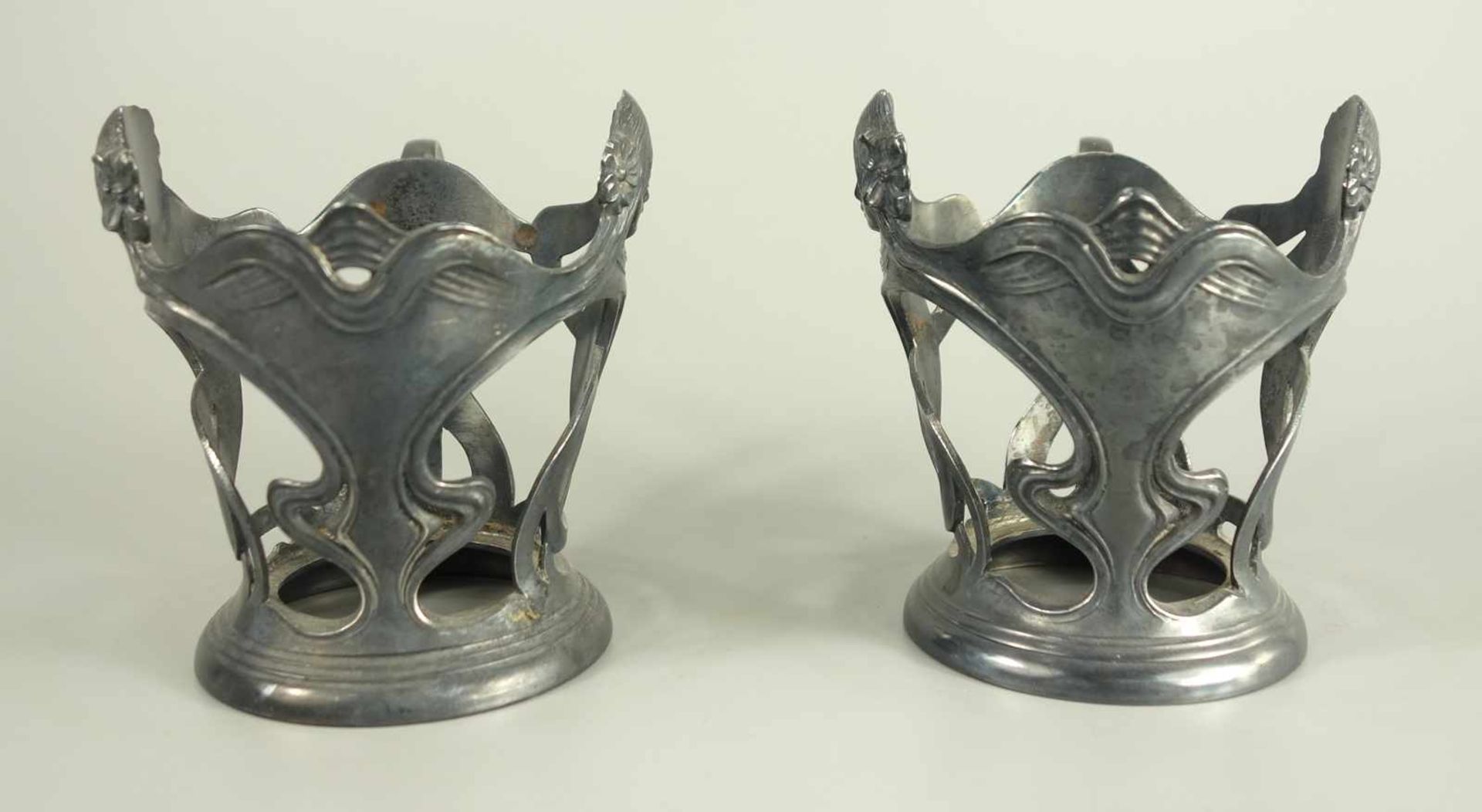 2 Teeglashalter, Jugendstil, um 1900, WMF / Württembergische Metallwarenfabrik Geislingen, - Bild 2 aus 3