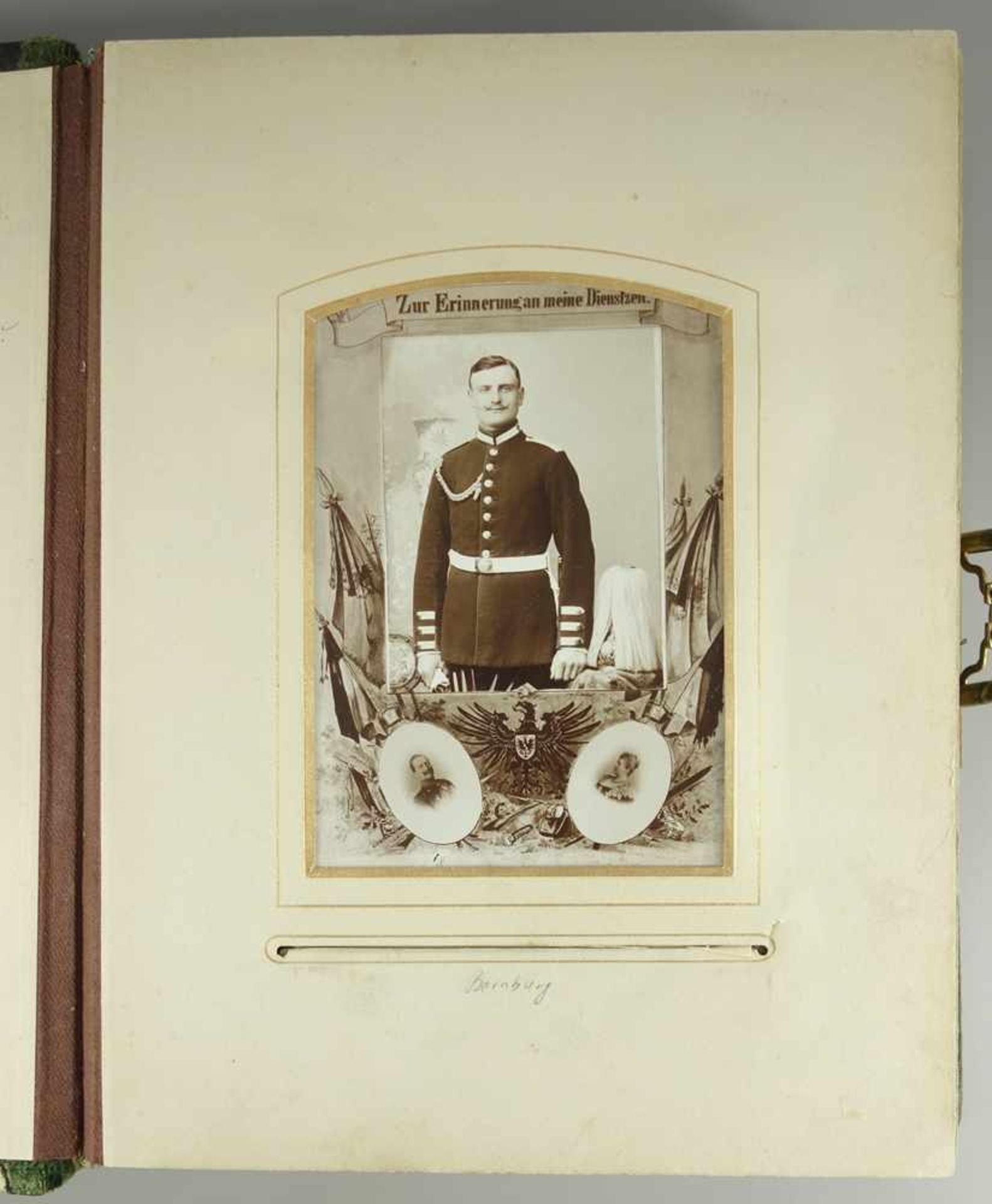 Jugendstil-Album mit 78 Soldatenfotografien, Kaiserzeit, Porträtaufnahmen, überwiegend - Bild 2 aus 6