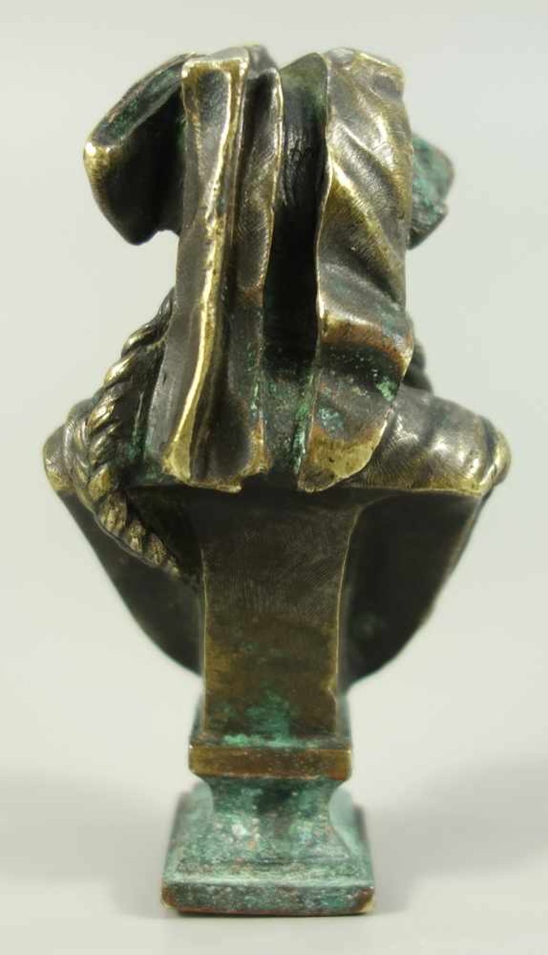 Schulterbüste, Miniatur, 2.Hälfte 20.Jh., Bronze, H,7,2cm - Image 2 of 2