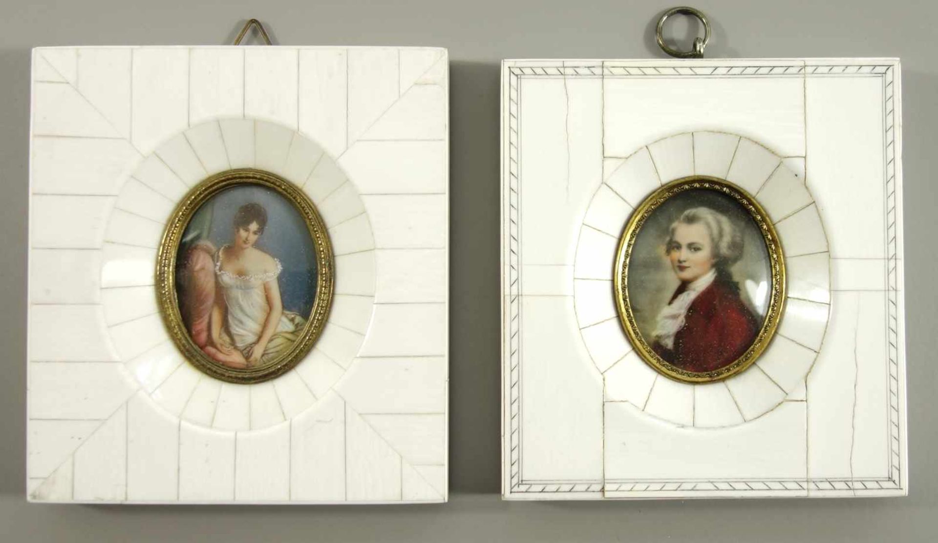2 Miniaturmalereien, 1*"Der junge Mozart", 1* "Dame im Nachtgewand", Gouache auf Bein, 2. Hälfte 20.