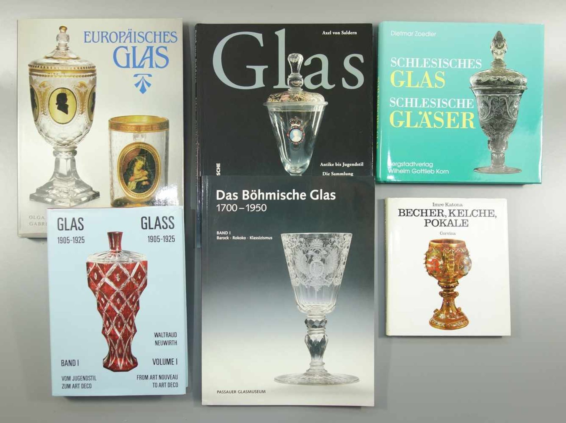 6 Bildbände / Bücher über Glas; Europäisches Glas, ARTIA, 1982; Das Böhmische Glas 1700-1950, Band