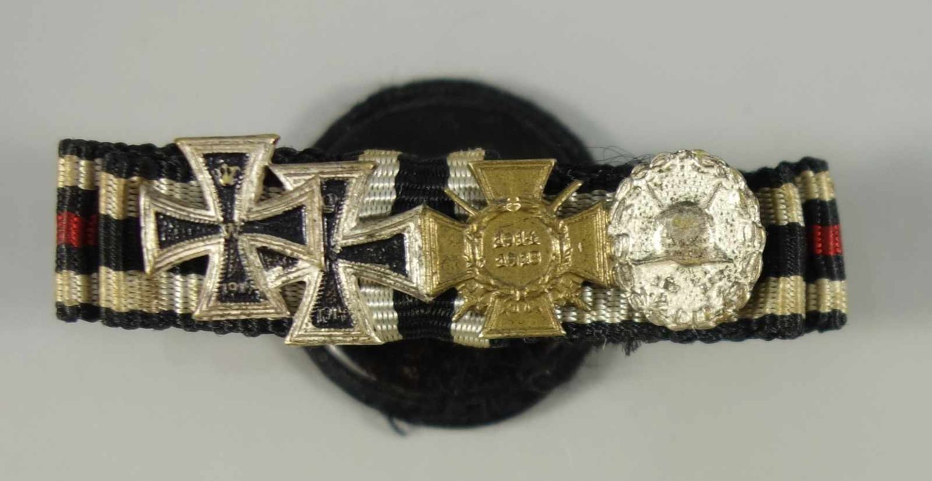 Knopflochspange mit 4 Auszeichnungen, I.WK, 2* Eisernes Kreuz; Kriegsverdienstkreuz 1914-1918 (