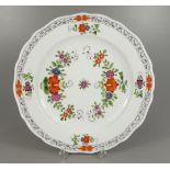 Teller, Indische Blume, Meissen, um 1900, D.25cm, unterglasurblaue Schwertermarke mit 4