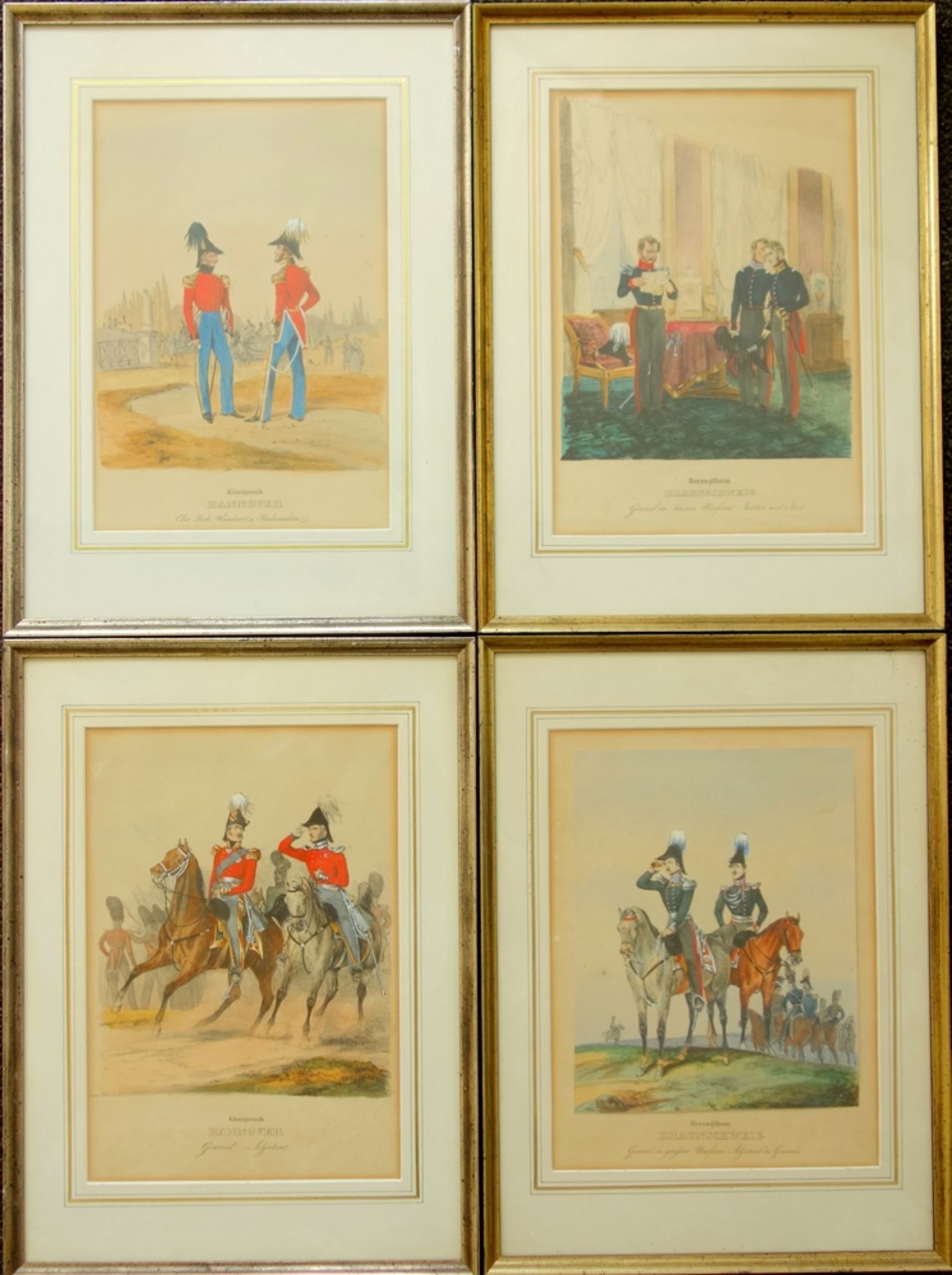 4 kolorierte Lithografien aus "Das deutsche Bundesheer in charakteristischen Gruppen"