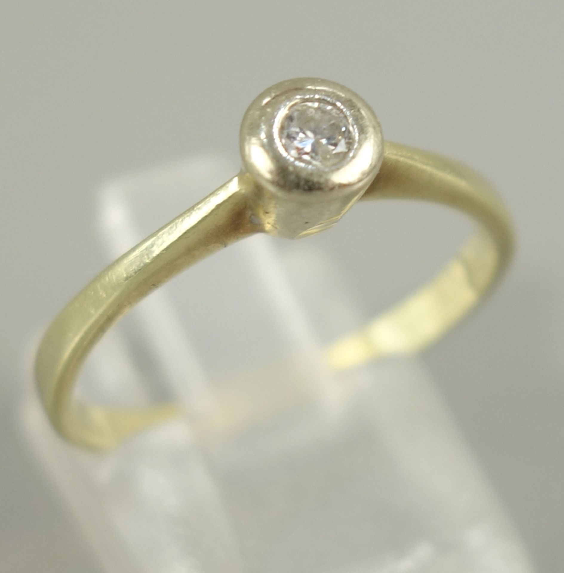 Brillant-Ring, 585er Gold, Gew.2,62g, U.58, Brillant ca.0,04ctBrilliant ring, 14 ct gold, weight 2.