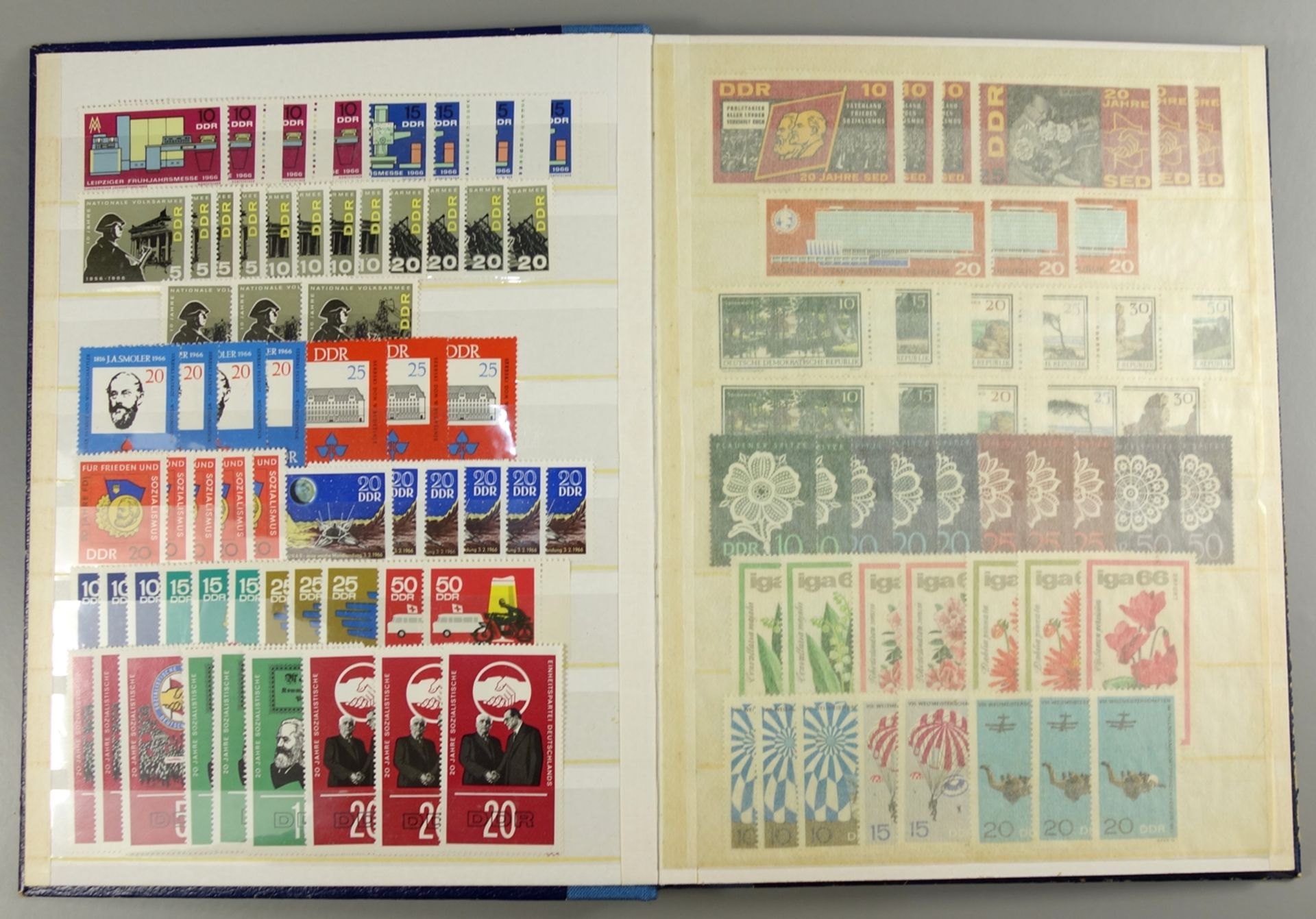 Briefmarken DDR 1950 bis um 1980, 7 Alben postfrisch, auch gestempelt, viele Sätze doppeltPostage - Bild 3 aus 4