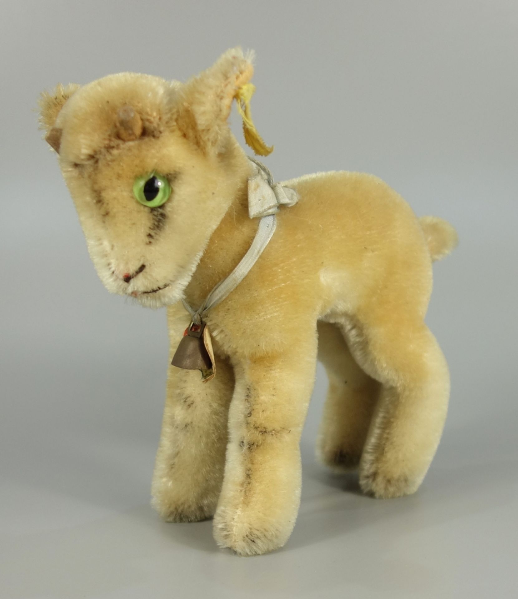 "Zicky" Zicke, Steiff, 1950/60er Jahre, Mohair beige/hellbraun, stehend, grün/schwarze Augen,