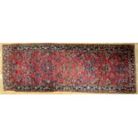 Galerie, Bakhtiari, Grundfarbe bordeaux, Maße: 236*86cm, GebrauchsspurenCarpet, Bakhtiari, basic