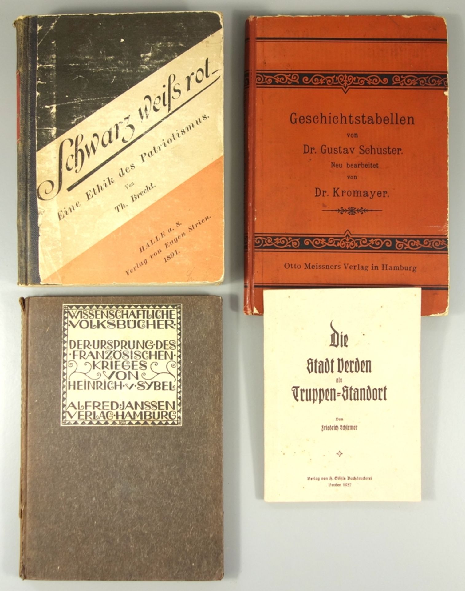 4 miilitärische Bücher, WK I und WK II; "Der Ursprung des fränzösischen Krieges" H.Sybel, Hamburg