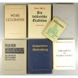 7 Bücher, WK II, "Das Zeughaus" Amtlicher kurzer Gesamtführer, Berlin 1941; "Wehr-Geographie",