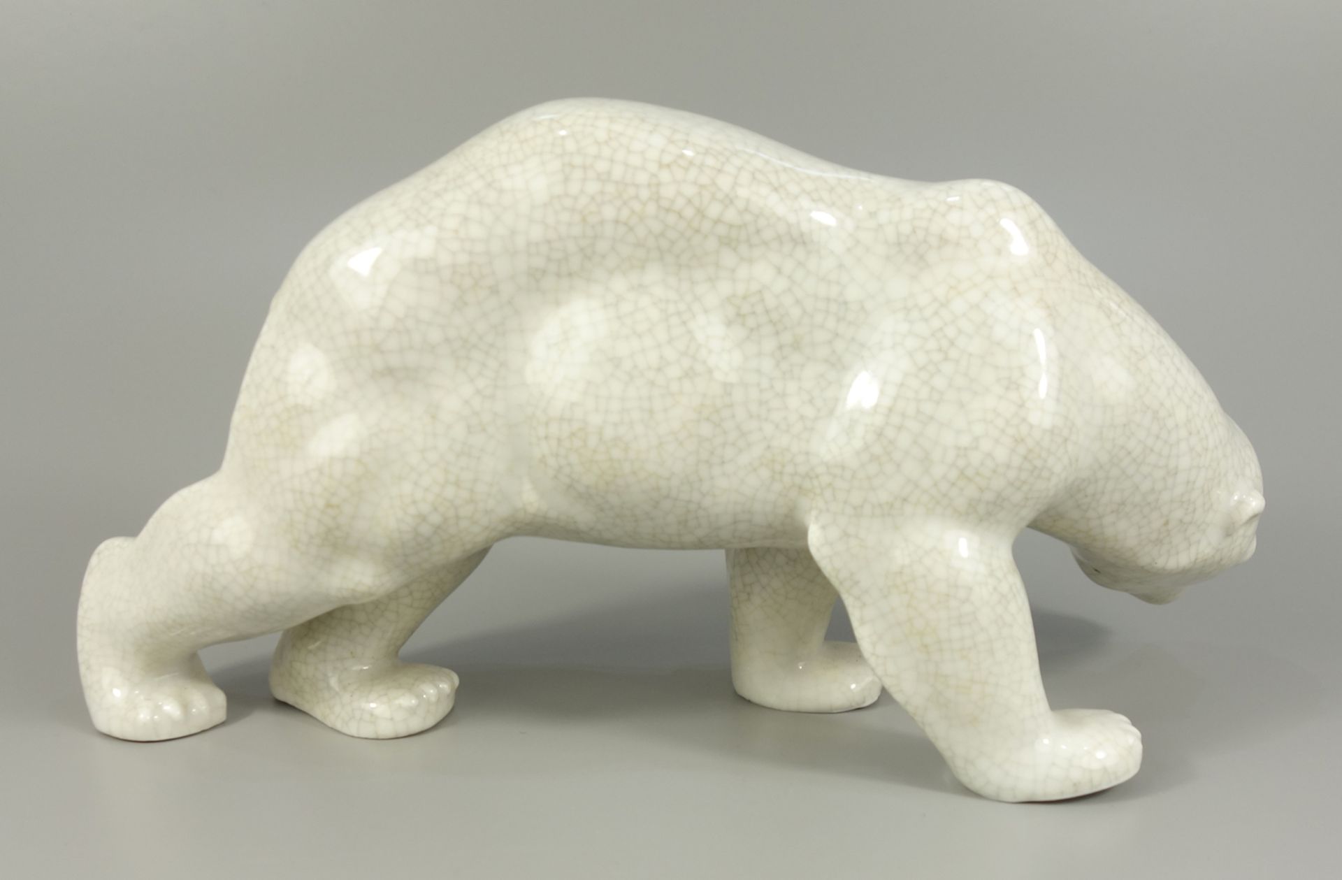 Eisbär, Heubach, Art Déco, um 1920, H.14cm, L.27cm, Craqueléglasur, schreitender Eisbär mit - Bild 2 aus 3