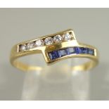 Ring mit Saphiren und Zirkonias, 750er Gold, Gew.2,24g, 6 facettierte, eckige Saphire und 6 runde,