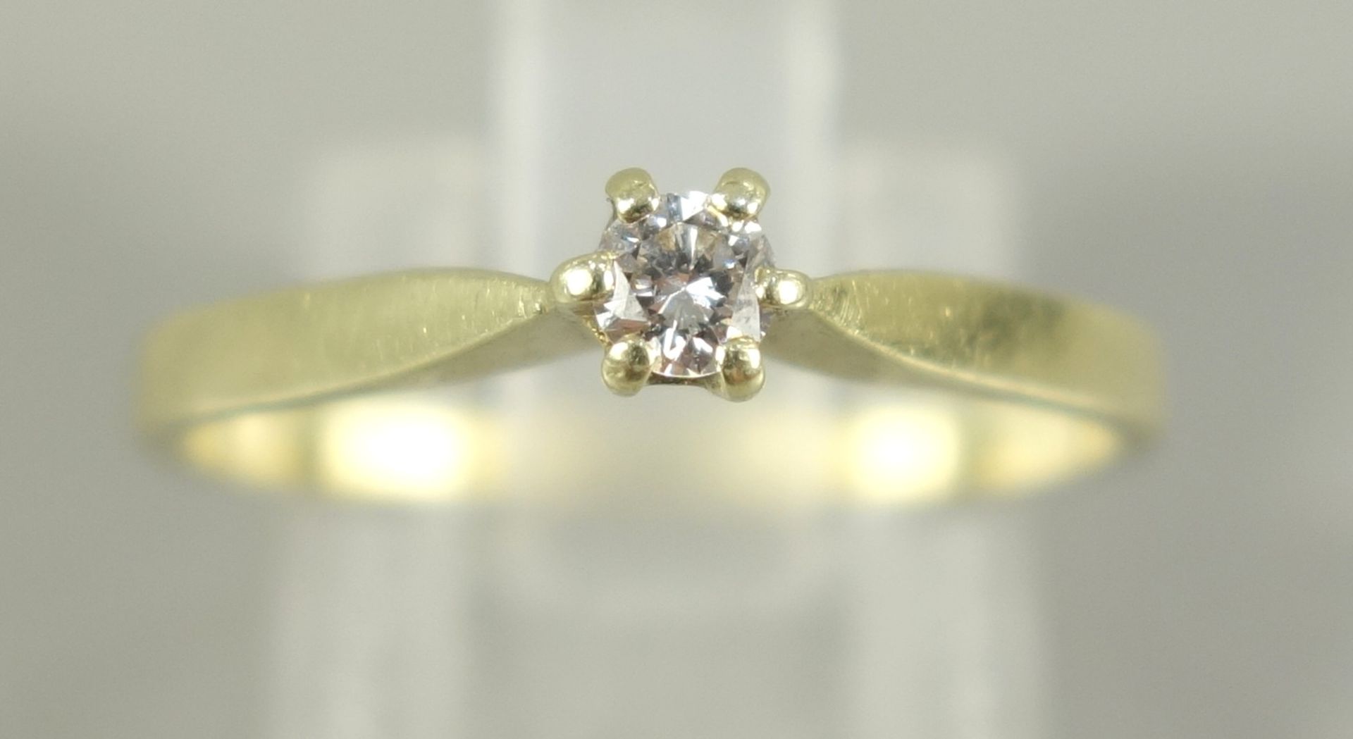 Brillant-Ring, 585er Gold, Gew.1,89g, U.55, Brillant ca.0,04ct, KrappenfassungBrilliant ring, 14