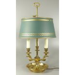 Bouillotte - Lampe im Stil Louis- Seize, wohl 1960er Jahre, Messing, dreiflammig,