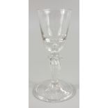 Sherryglas mit vieleckigem Schaft, 19.Jh., H.14,5cm, leicht gewölbter Stand mit Abriss,