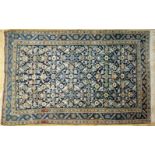 Teppich, Iran, reiches, florales Rankenmotiv, blaugründig, Maße: 131*206cm, GebrauchsspurenCarpet,