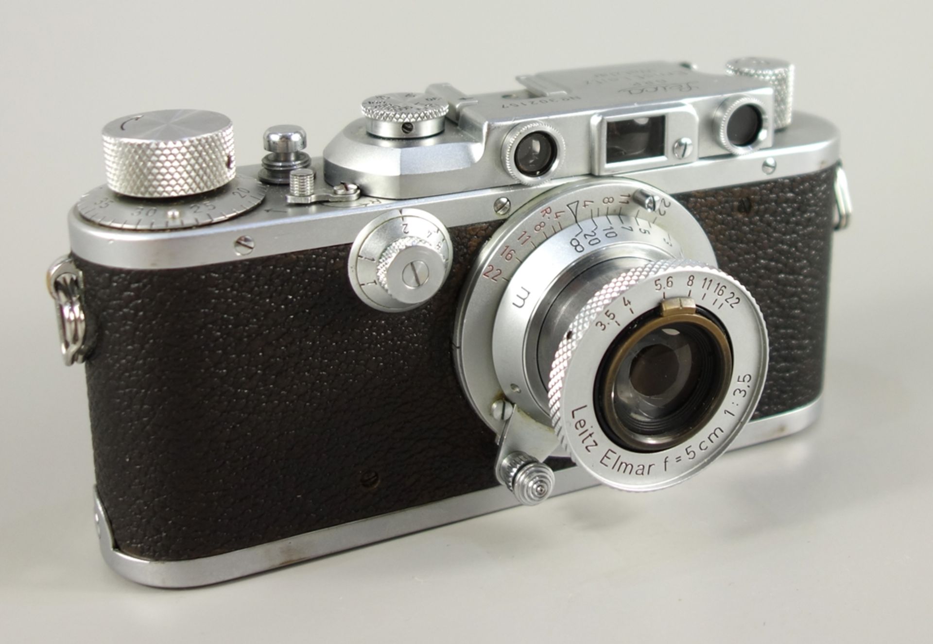 Leica IIIa, Sucherkamera, Ernst Leitz Wetzlar, 1938, Serien-Nr. 302157, sogenannte Schraubleica