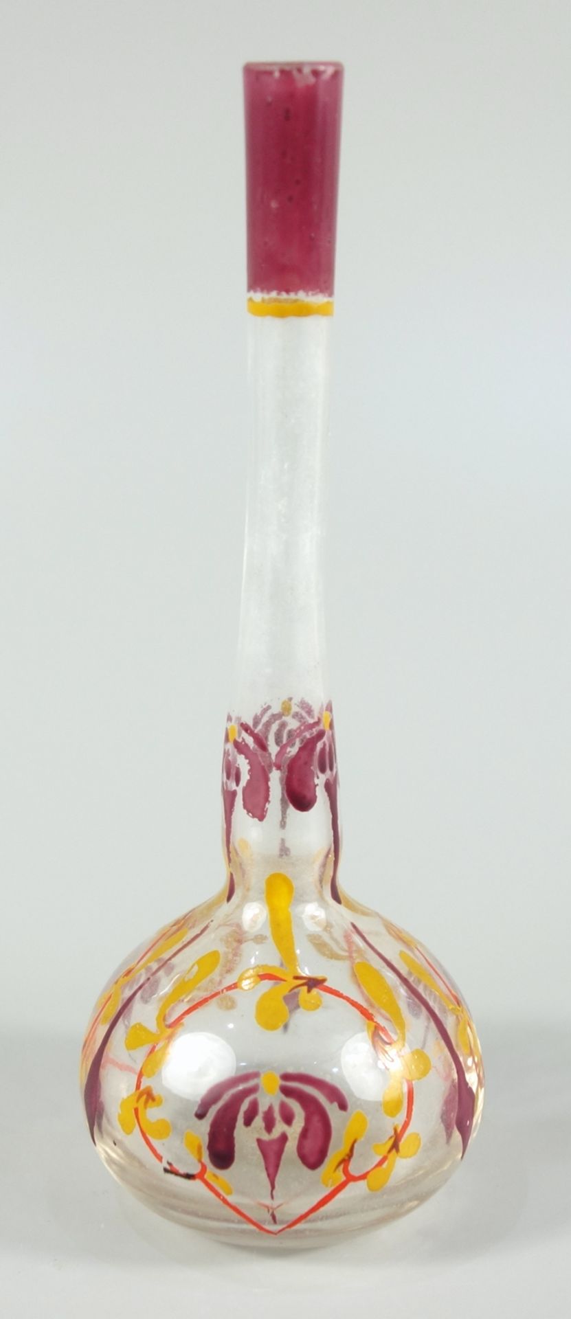 Solifleur-Vase mit Emaillemalerei, um 1900, H.14,3cm, gebaucht, umlaufendes, florales Dekor,