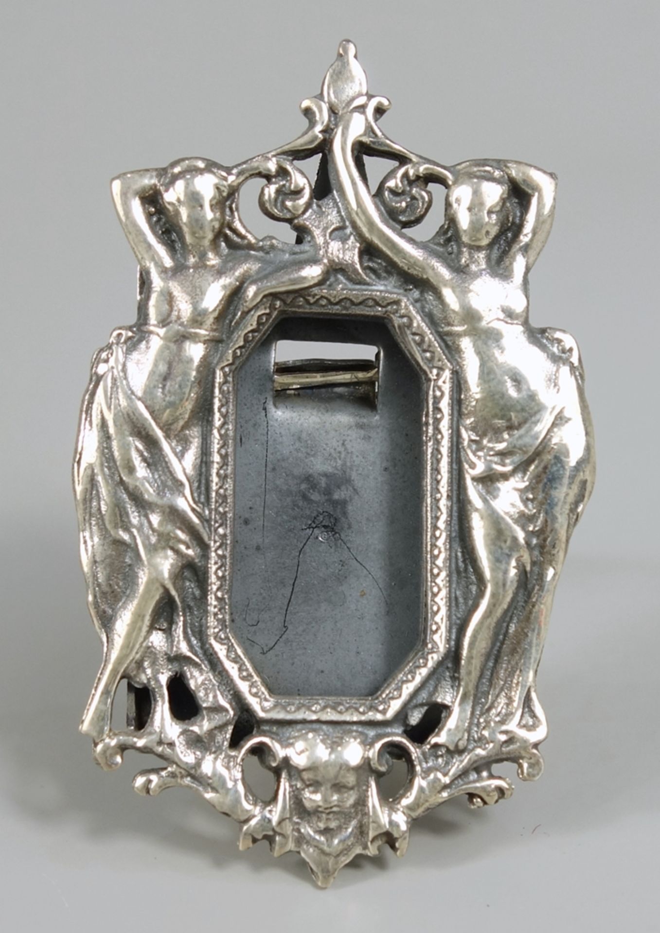 Miniatur-Standbilderahmen, 925er Silber, um 1900, achteckiger Ausschnitt flankiert von zwei