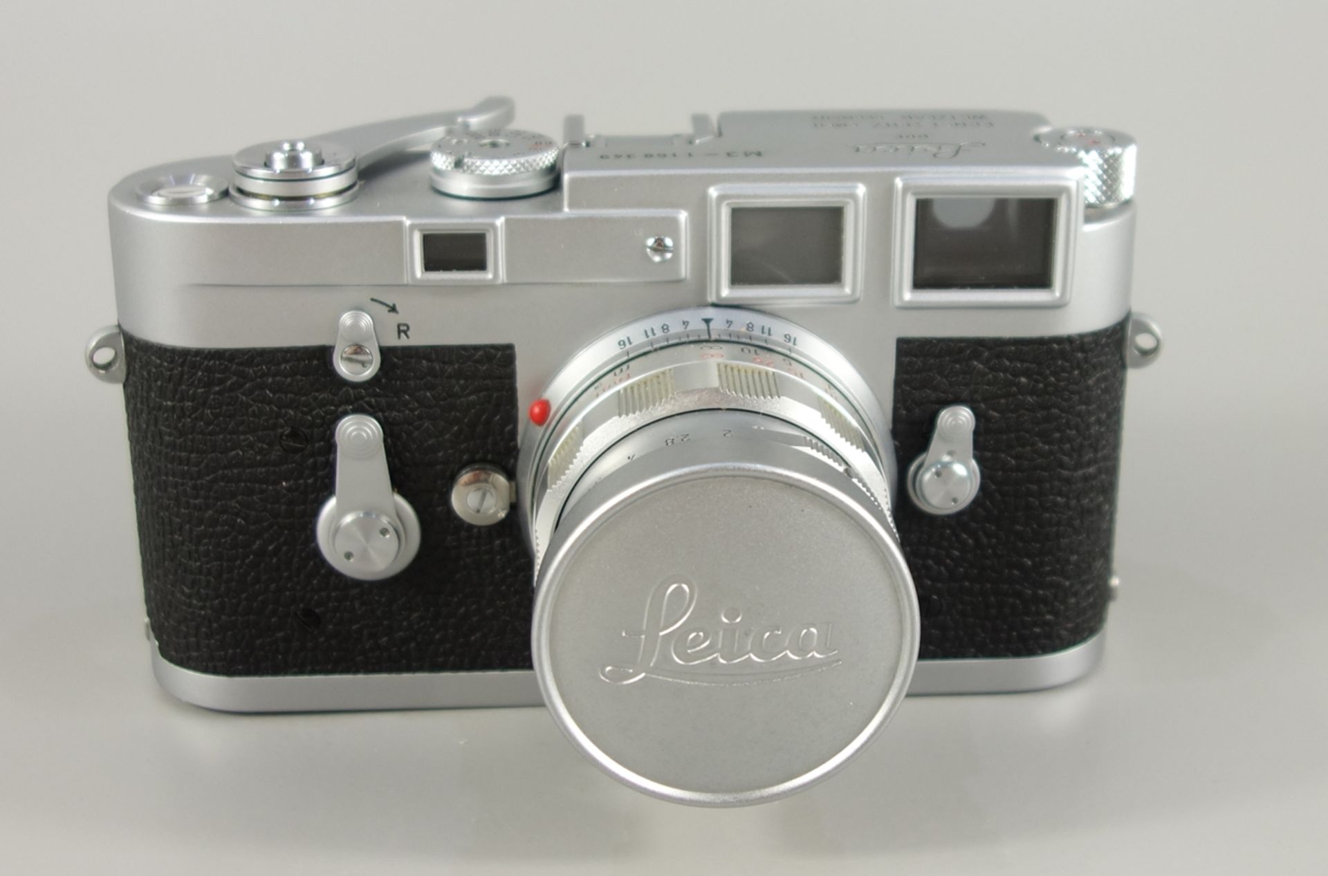 Leica M3, Messsucherkamera, Ernst Leitz Wetzlar, 1966, Serien-Nr. 1158349, mit Objektiv Leitz - Bild 2 aus 5