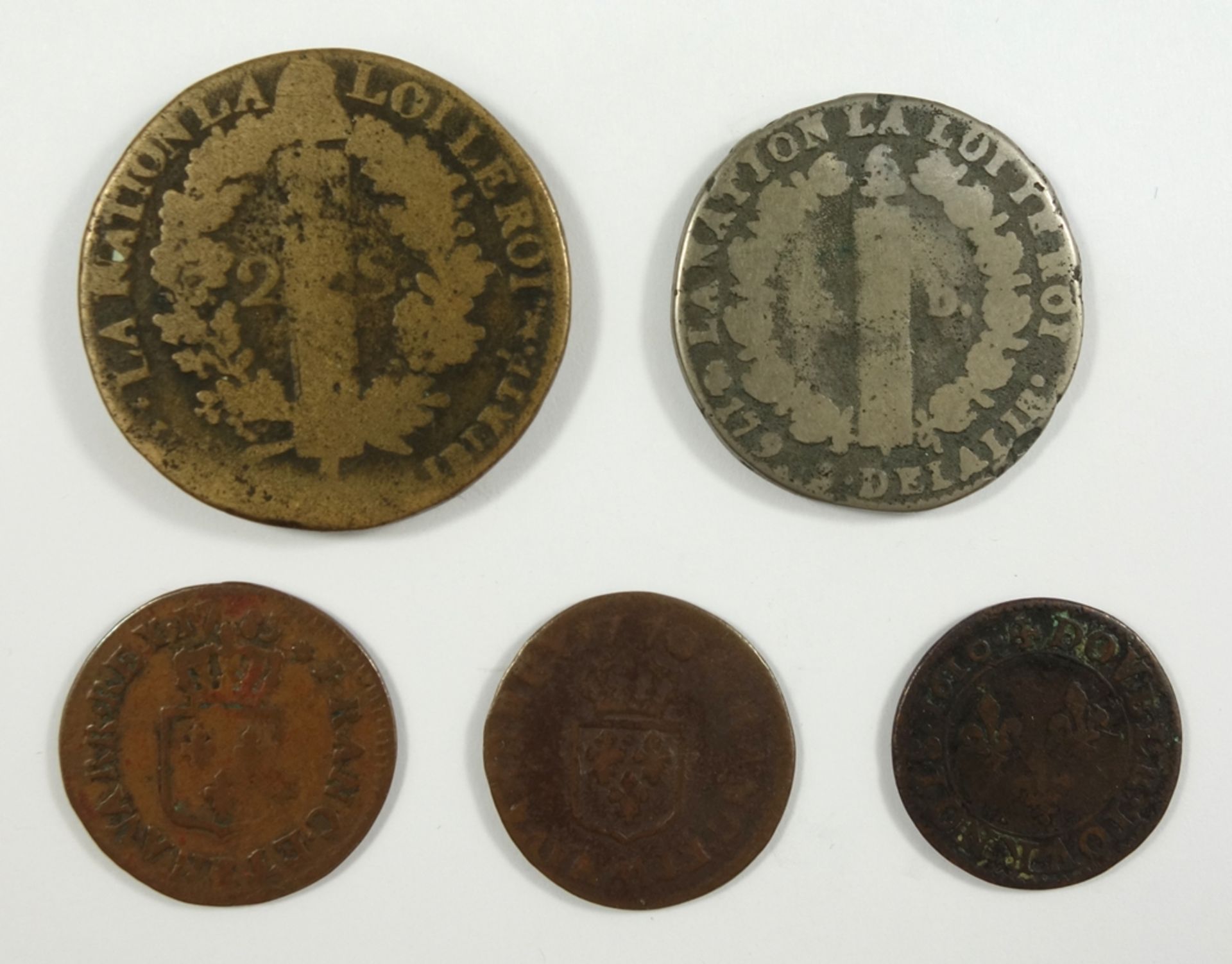 5 Münzen, Frankreich 17. und 18.Jh.: Doppeltournois Heinrich V, 1610 A; Demisol Ludwig XVI., 1785; - Bild 2 aus 2