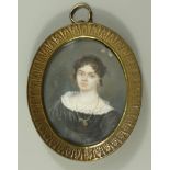 Miniaturmalerei Damenporträt, Biedermeier, um 1830/40, H*B mit Rahmen 8*7cm, Gouache/Bein, Porträt