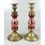 Paar Kerzenständer, Biedermeier um 1850, H.22,5cm, Messingstand und -mündung, Glasmittelteil mit