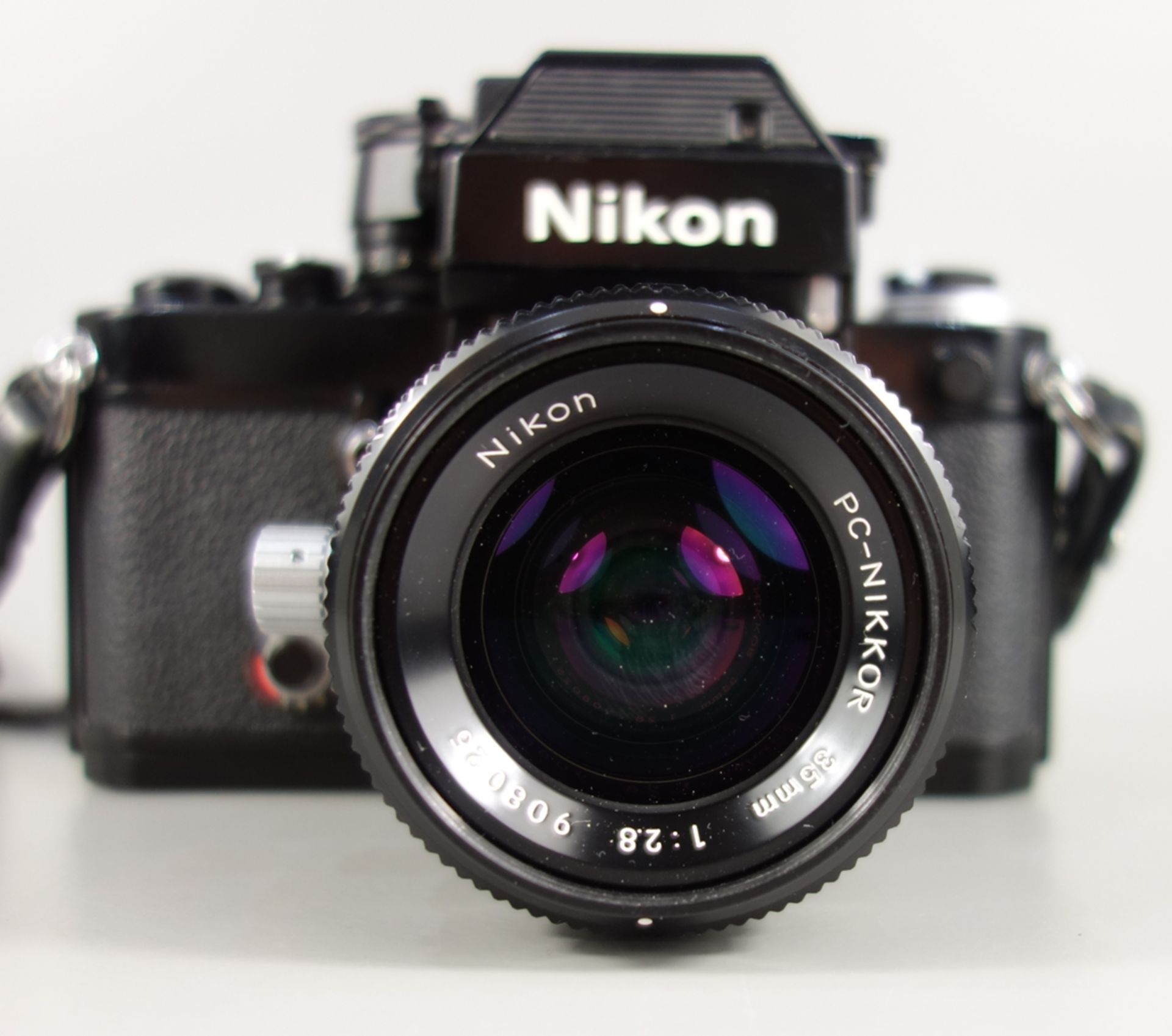 Nikon F2 SB, Spiegelreflexkamera, 1970er Jahre, Serien-Nr. 7574801, mit Shift-Objektiv Nikon PC- - Bild 6 aus 7
