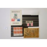 Konvolut Briefmarken / Sammelsurium Mixed lot of stamps / collectibles
