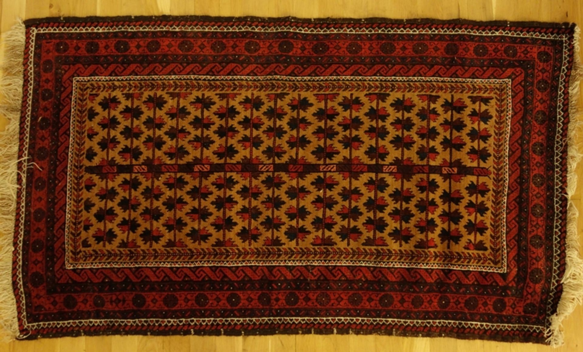 Brücke, Turkmenistan, ca.150*87cm, rotgründig, leichte Altersspuren Carpet, Turkmenistan, ca.150*