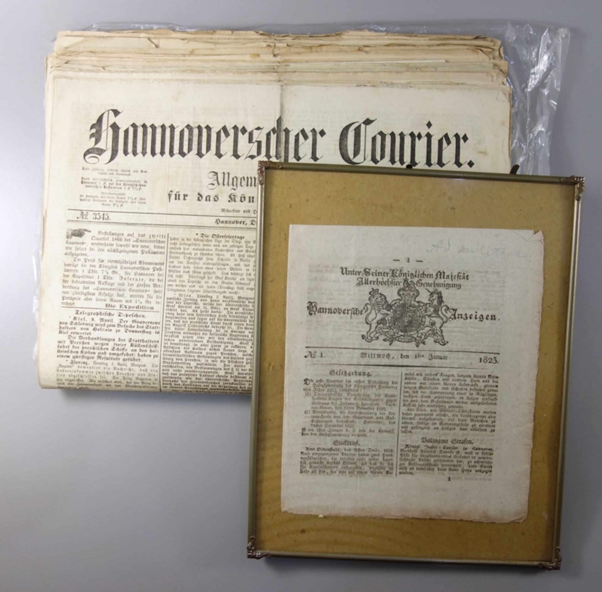 ca.50 Ausgaben "Hannoverscher Courier" aus dem Jahr 1866 und eine Ausgabe "Hannoversche Anzeigen 1.