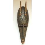 Marka Maske N`domo, Burkina Faso, Holz mit Messingblechbeschlägen, Maße: 73*21cm Marka mask N`domo,