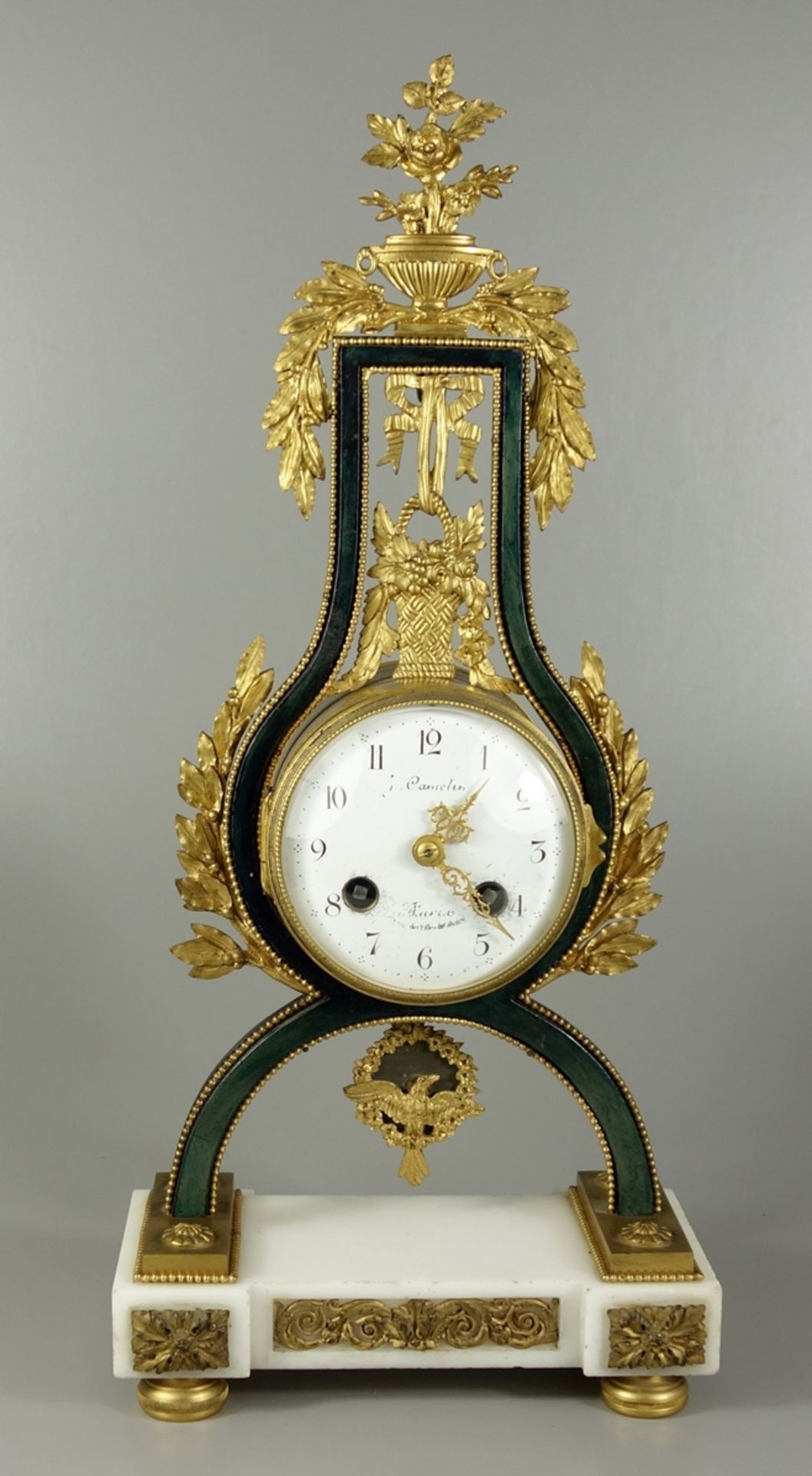 Lyra- Pendule mit floraler Bekrönung im Stil Louis-XVI, J. Camelin à Paris, 2.Hälfte 19.Jh.,