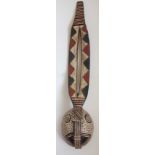 Karanga Maske, Mossi, Burkina Faso, Weichholz in Form eines stilisierten Hasen, farbig staffiert,