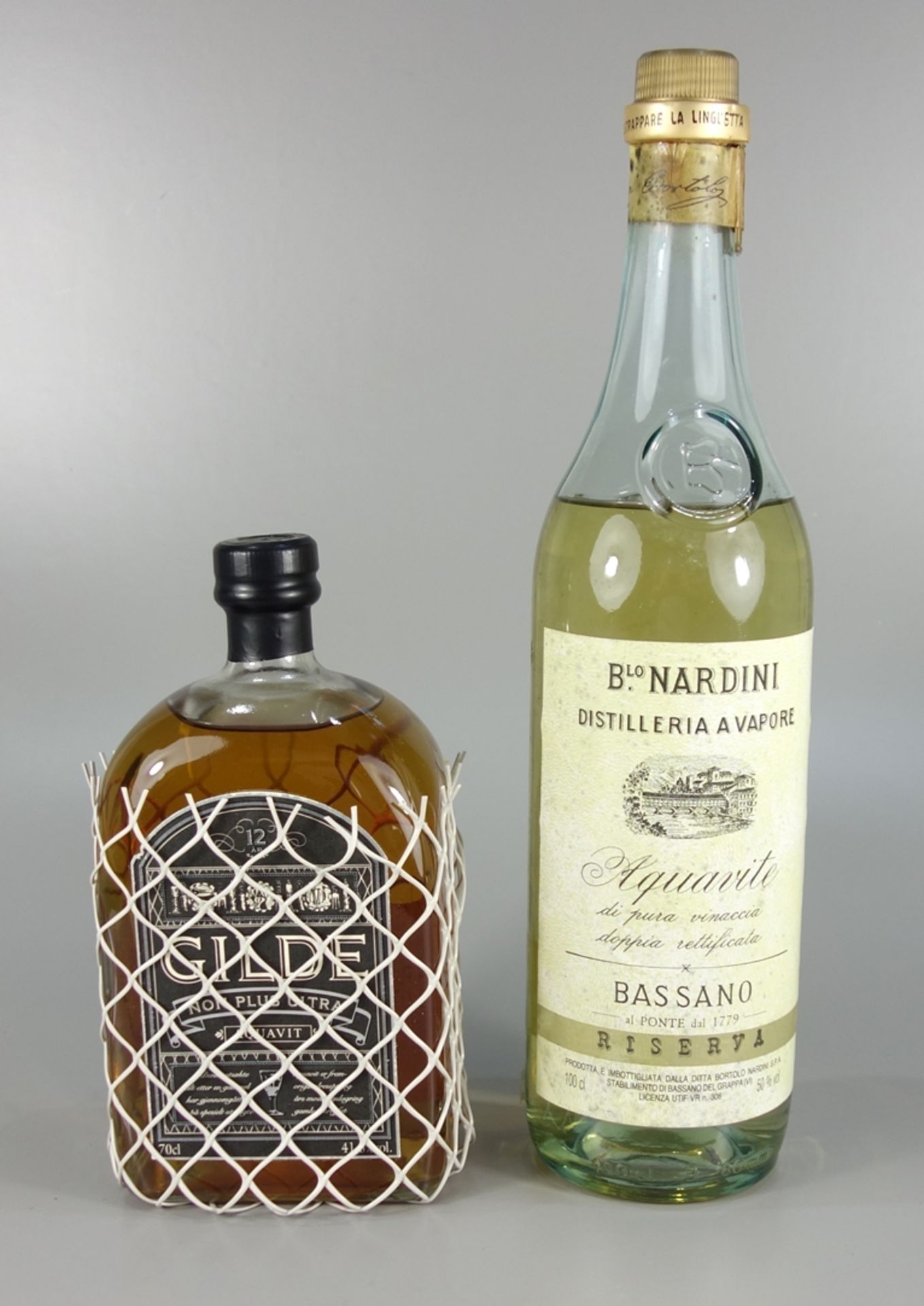 2 Flaschen Aquavit, unterschiedliche Destillerien: B.LO Nardini, Distilleria a Vapore, 50%, 100cl (