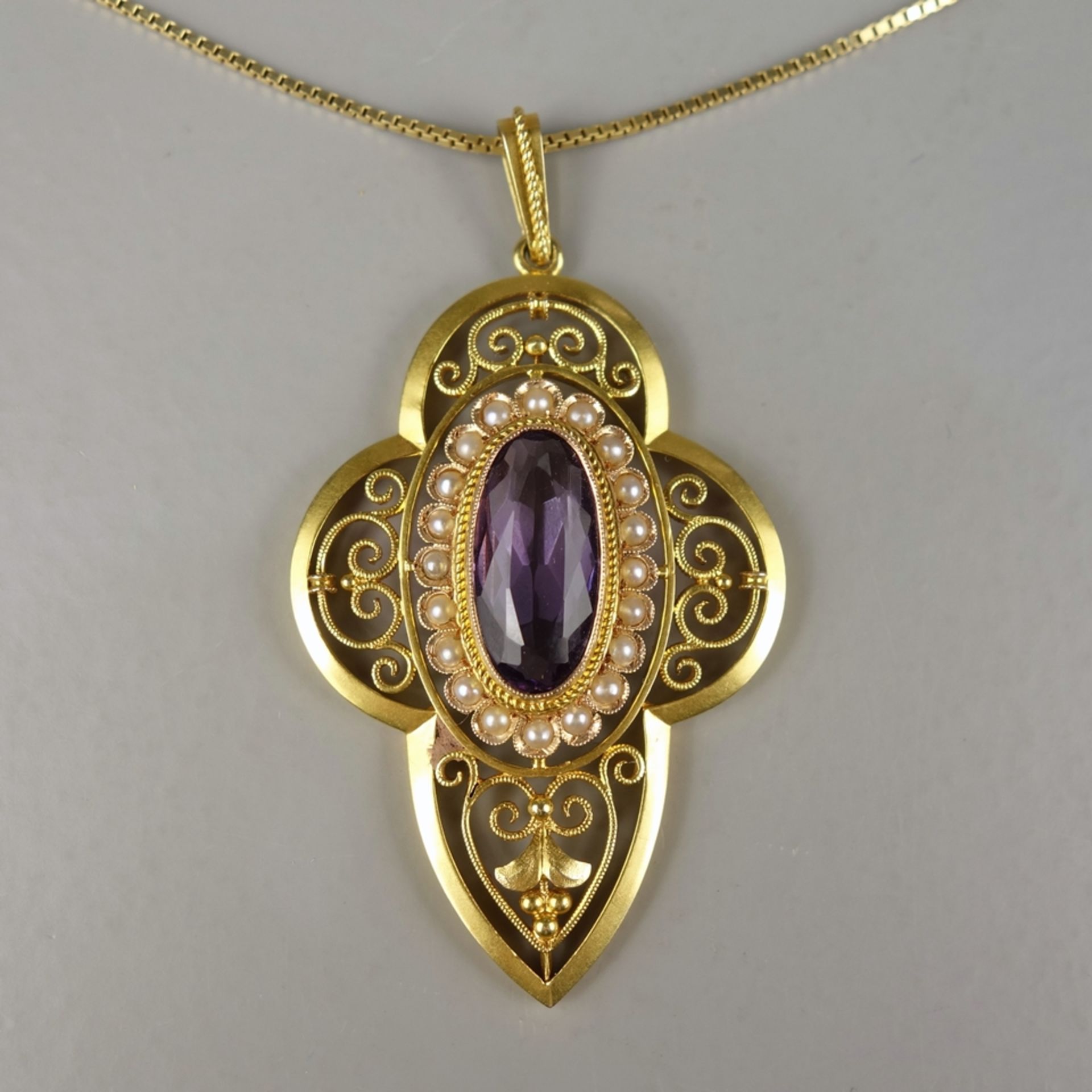 Anhänger mit Amethyst und 20 Saatperlen an Venezianerkette, 585er Gold, um 1890 - Bild 3 aus 4