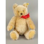 Teddybär, Steiff, Nr. 0201/41, 1980er Jahre, bewegliche Gliedmaße, mit roter Sc