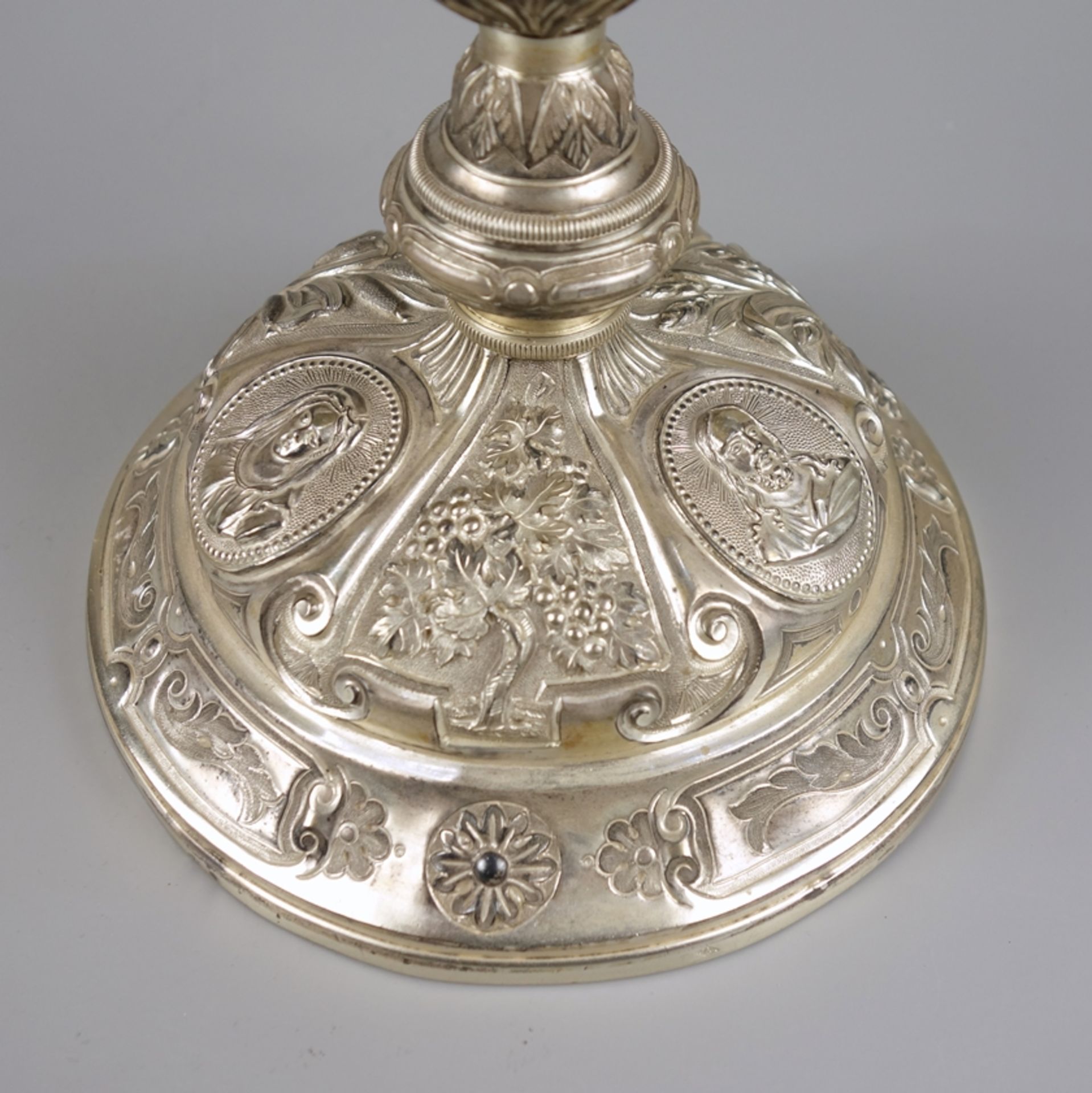 Ziborium, Silber, Frankreich, 950er Silber, 19.Jh., gewölbter Stand mit Reliefp - Bild 4 aus 6