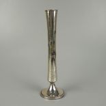 Solifleur-Vase, Wilkens, 835er Silber, Stand mit Perlstabrelief, H.21,5cm, Gew.