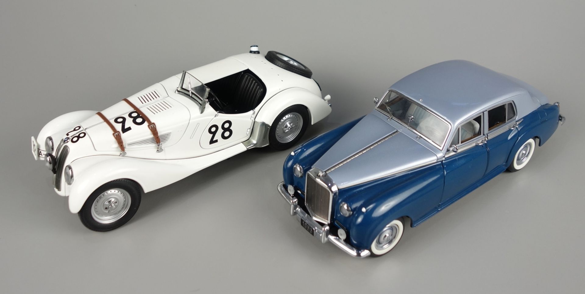 2 Modellautos, Franklin Mint 1955 Bentley S und Auto-Art BMW 328: BMW 328 Roads - Bild 2 aus 3