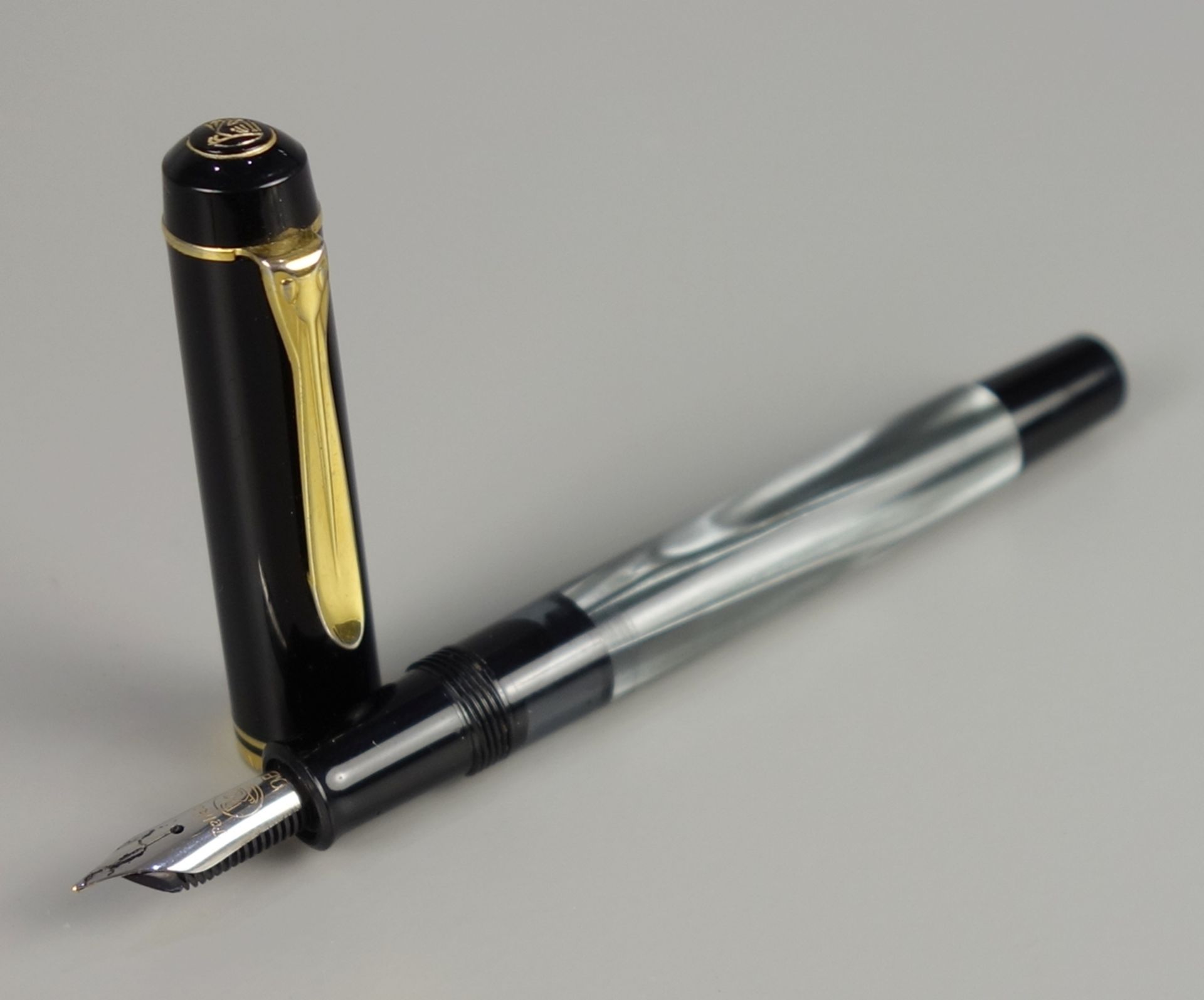 Pelikan M200 (Old Style), grau marmoriert, Produktion: 1988-1997, Stahlfeder, F - Image 2 of 2