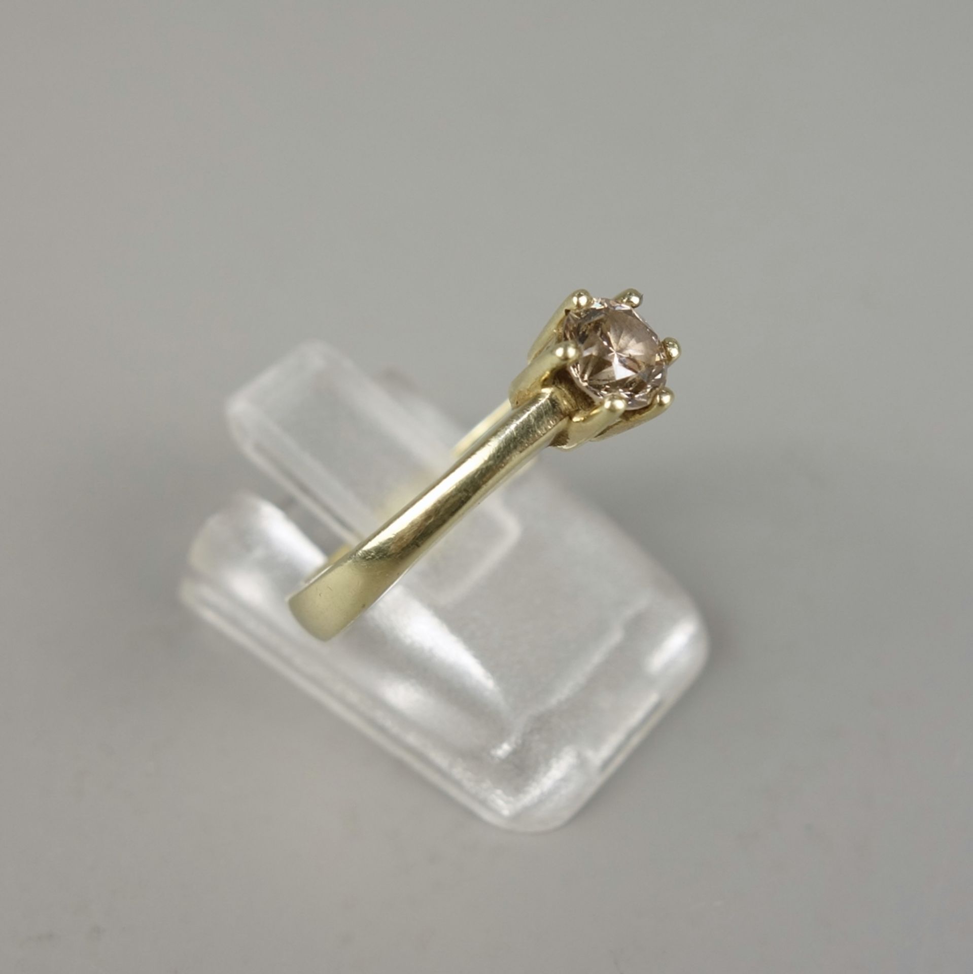 Solitaire-Ring, 585er Gold, Gew.3,51g, Fancy-Brillant, 0,50ct (gez.), Krappenfa